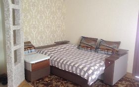 Apartment On Ivasyuka 11